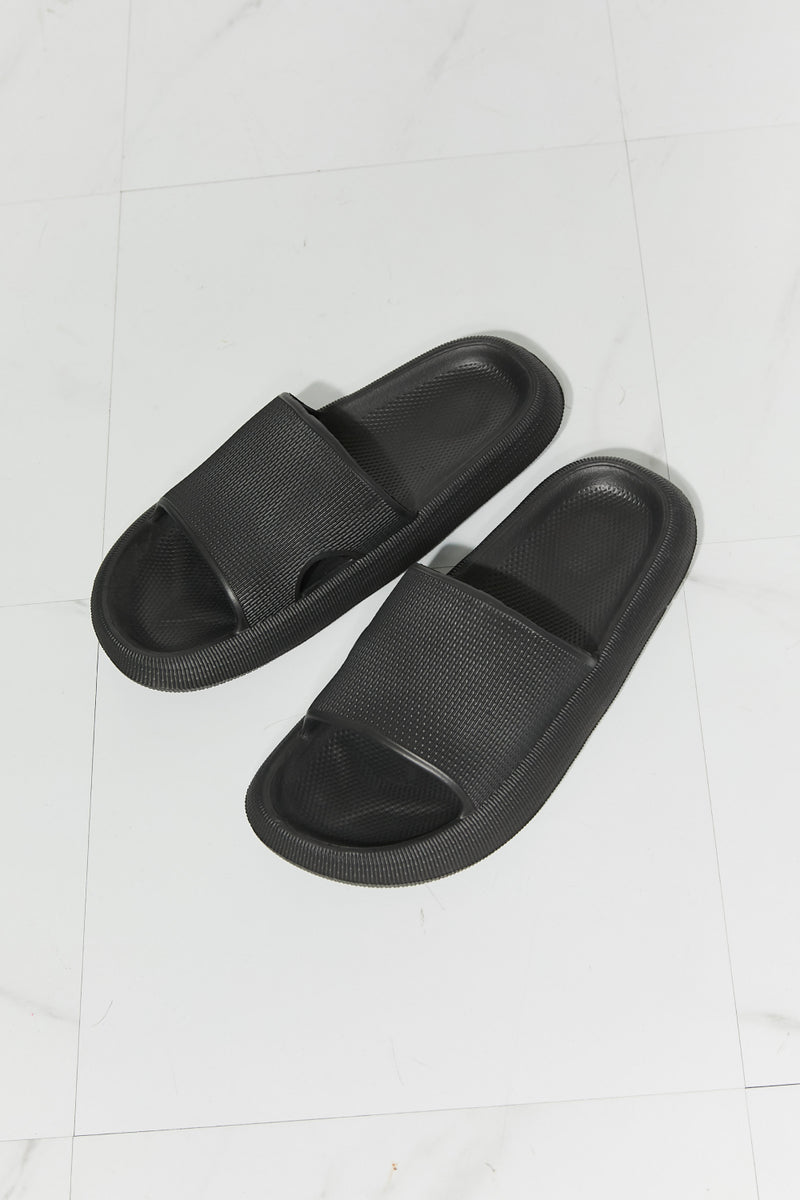 MMShoes Arms Around Me Open Toe Slide in Black - AnnieMae21