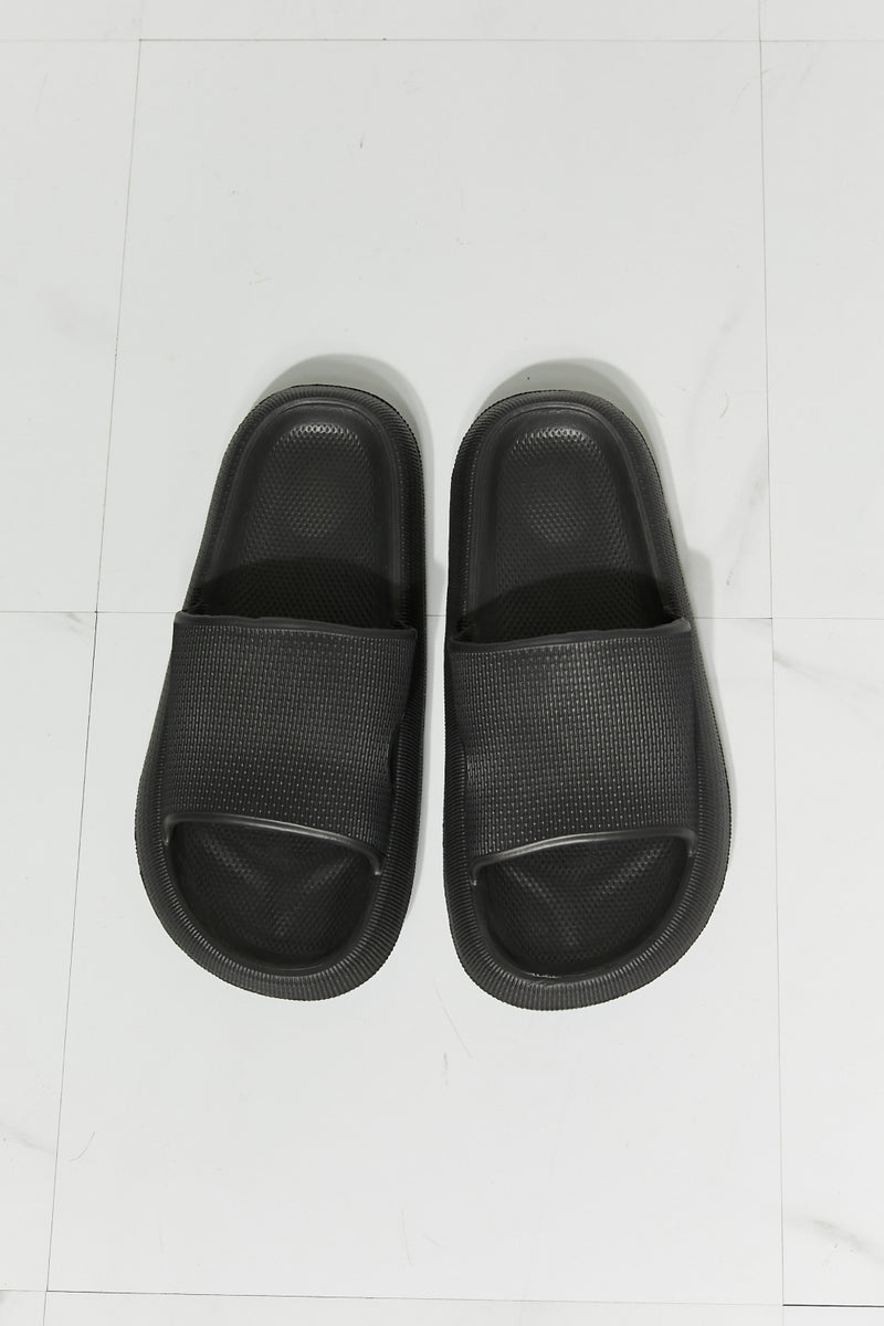 MMShoes Arms Around Me Open Toe Slide in Black - AnnieMae21